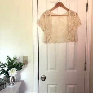 Ivory Mod Cloth vintage inspired lace shrug